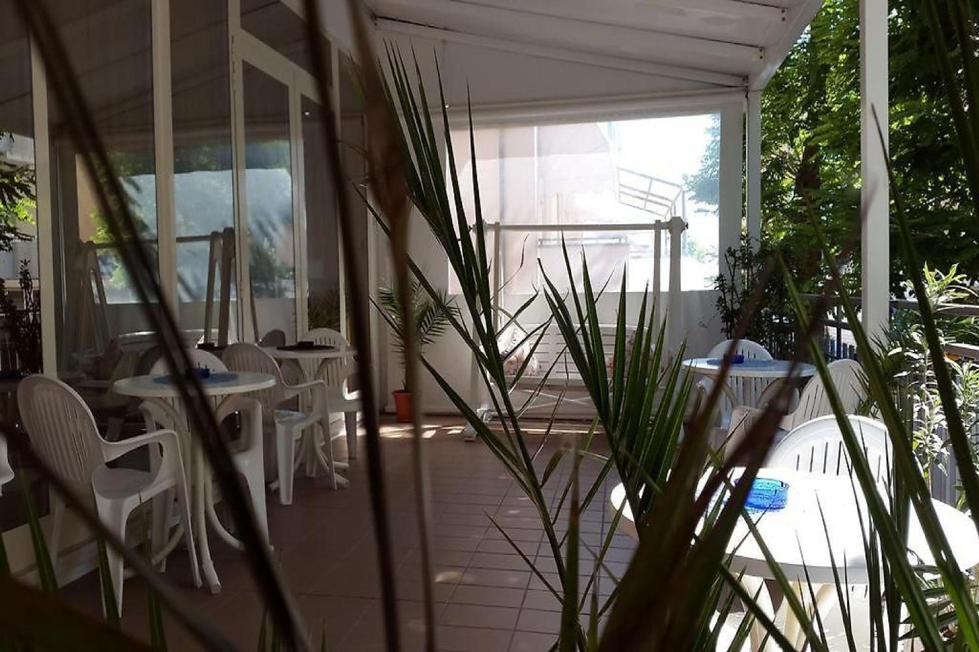 Hotel Nives Rimini Exterior photo