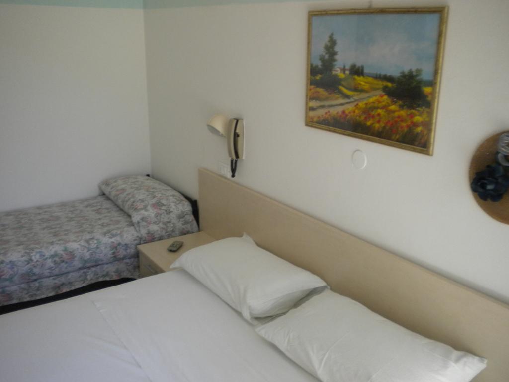 Hotel Nives Rimini Room photo